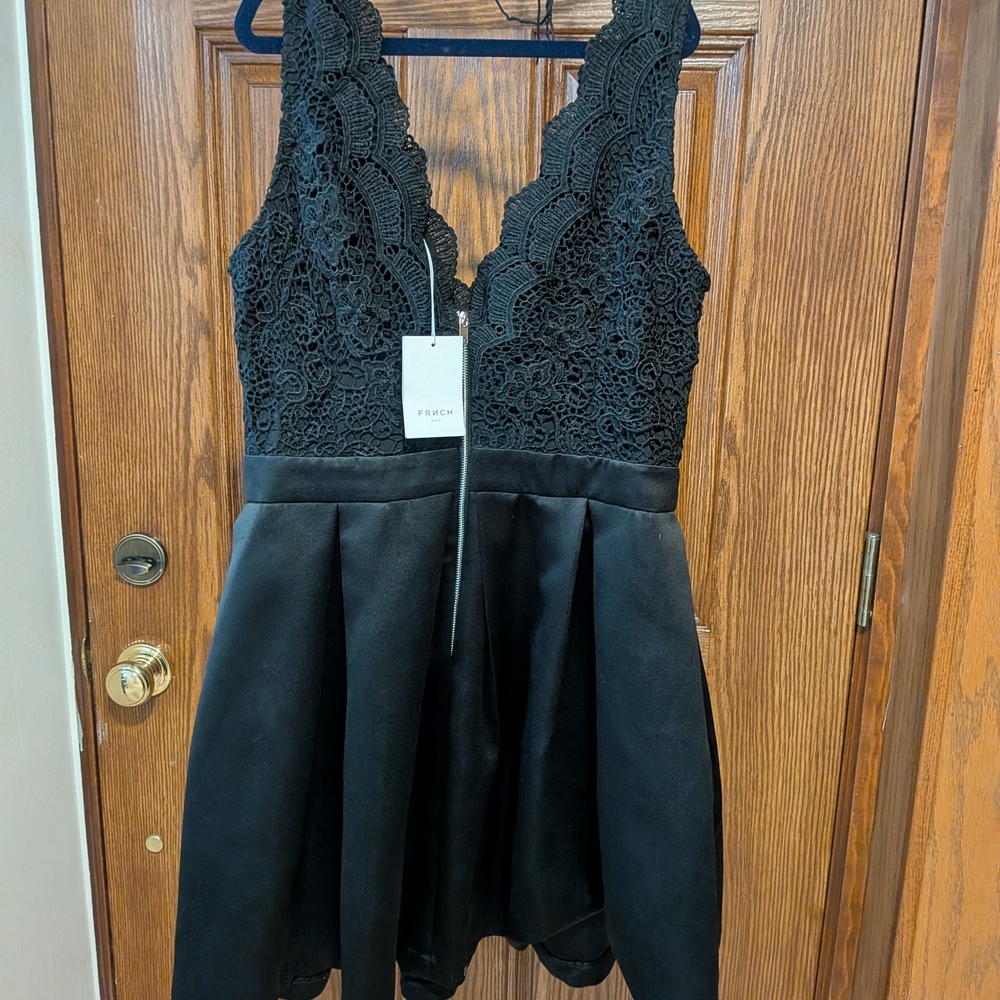 FRNCH Black Lace V-Neck Fit & Flare Mini Dress - Picture 3 of 4